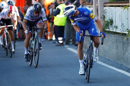 Жюлиан Алафилипп выиграл велогонку Милан – Сан-Ремо