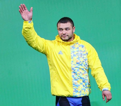 Чумак завоював три золоті медалі на ЧЄ з важкої атлетики