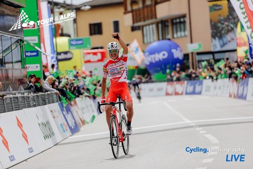 Тур Альп. Маснада виграв третій етап