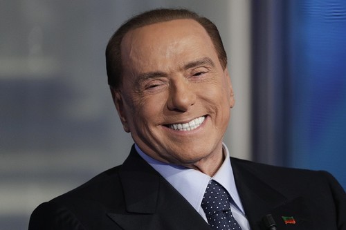 Берлускони купит футбольный клуб в свой день рождения