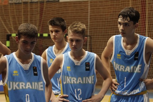 Збірна України U-14 зазнала ніщівної поразки