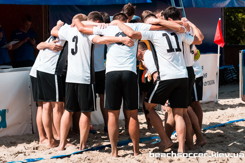 Пляжный футбол: Евроформат и ВИТ будут биться за чемпионство