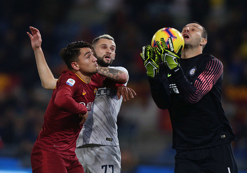 Рома на Стадио Олимпико сыграла в результативную ничью с Интером