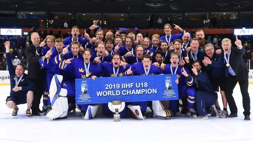 ВИДЕО. Сборная Швеции выиграла ЮЧМ по хоккею