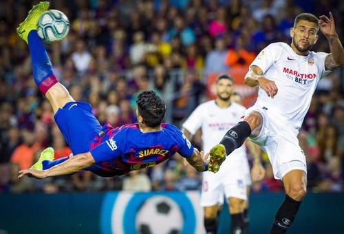 Барселона разгромила Севилью, забив три гола за восемь минут
