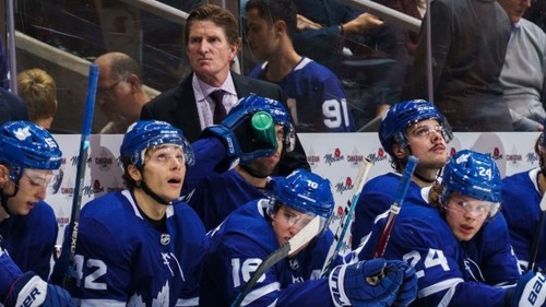 НХЛ. Торонто уволил самого высокооплачиваемого тренера в истории Лиги