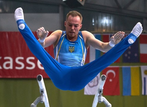 Украинские гимнасты завоевали еще четыре награды на Кубке мира