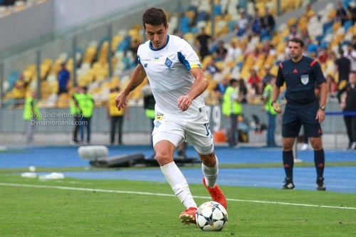 Де Пена вийшов на 2 місце за голами серед уругвайців, які виступали в УПЛ