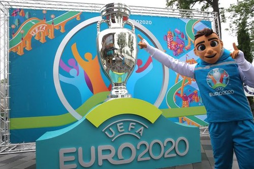 УЕФА обсудит возможную отмену Евро-2020 из-за распространения коронавируса