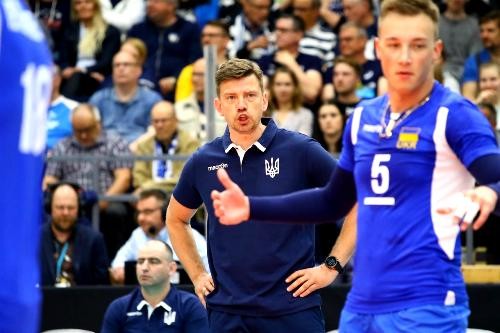 Мужская сборная Украины проиграла Чехии в пяти партиях