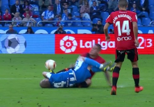 Іспанський гравець завдав супернику моторошну травму