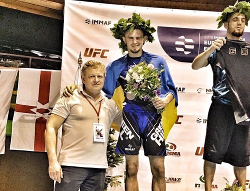 Українець Афанасенко - срібний призер чемпіонату Європи з ММА