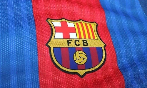 Барселона презентовала новую резервную форму