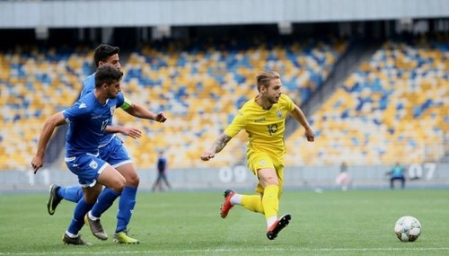 Богдан ЛЕДНЕВ: «Хочется начать отбор Евро-2021 с победы»