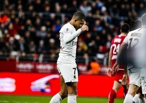 Мбаппе не сможет сыграть против Реала на старте Лиги чемпионов