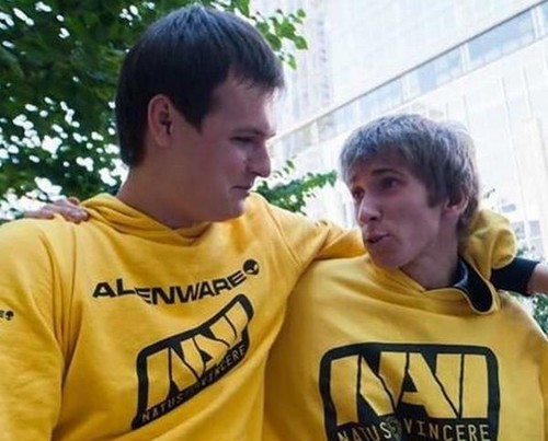 NaVi с Dendi и XBOCT в составе проиграли первый матч на Midas Mode 2