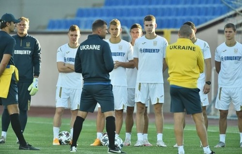 Сборная Украины готовится к матчам Лиги наций. Буяльский команде не поможет