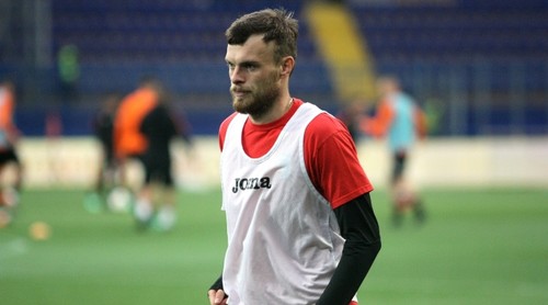 Украинца Каленчука удалили в дебютном матче за Витебск