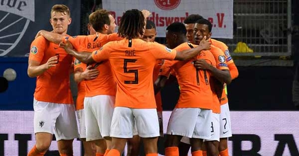 Польша нидерланды история встреч. Netherlands vs Germany 2:4.