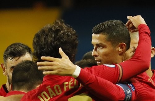 Криштиану РОНАЛДУ: «Для меня недостаточно забить 100 голов за Португалию»