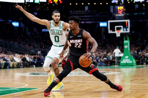 Прогноз і анонс на серію плей-оф НБА Бостон - Маямі