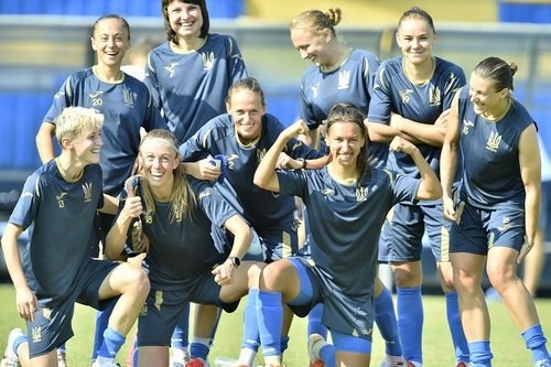 Женская сборная Украины одержала первую победу в квалификации Евро-2022