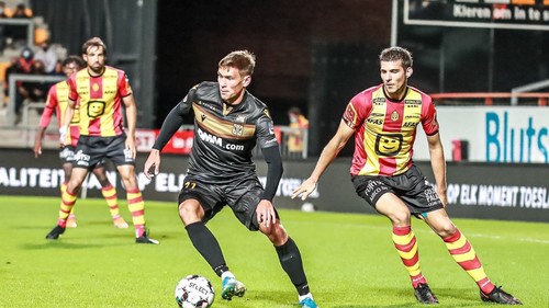 Александр ФИЛИППОВ: «В Бельгии люди живут футболом»