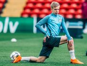 ВІДЕО. Бульдоги замість гантелей. Зінченко показав, як тренується вдома