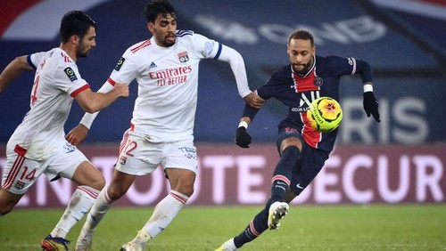 ПСЖ вдома програв Ліону і спустився на 3-тє місце чемпіонату Франції