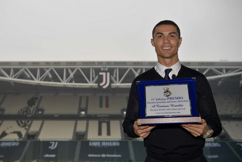 Роналду стал лучшим игроком Ювентуса по версии сайта Старая синьора