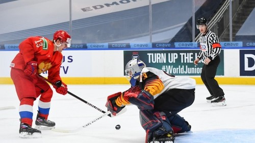 Молодежный ЧМ по хоккею. Россия обыграла Германию и вышла в полуфинал
