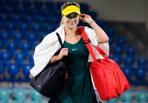 ВИДЕО. Свитолина не оставила шансов россиянке Звонаревой на турнире в ОАЭ