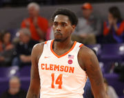 Американский форвард прилетел в Украину, но отказался играть за Киев-Баскет