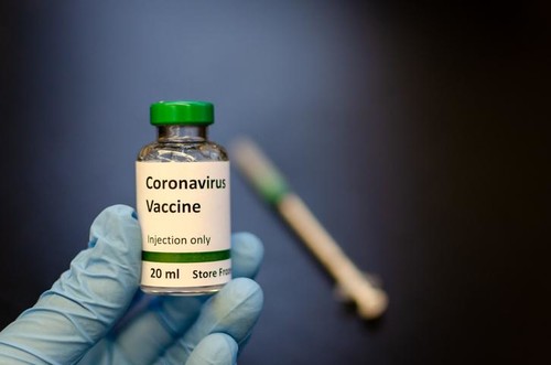 Три экспериментальные вакцины от коронавируса уже тестируют на людях