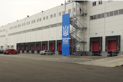 Джерело: завод по виготовленню штучних полів переїжджає в Краматорськ