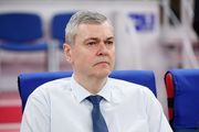 БАГАТСКИС: «В сборной Украины молодой костяк. Хромает только задняя линия»