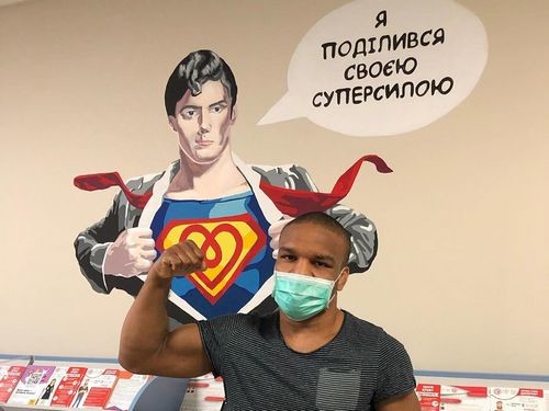 ФОТО. Беленюк здав кров для хворих дітей