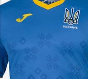 Опубликованы детальные фото новой формы сборной Украины