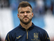 Надпись «Слава Украине» не исчезнет с формы сборной Украины