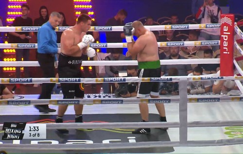 1 августа состоялся первый вечер бокса от компании Usyk17 Promotion, где в главном бою Сиренко одержал свою 14-ю победу на профи-ринге