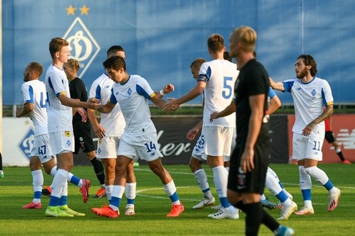 Динамо разгромило Верес в дебютном матче Луческу