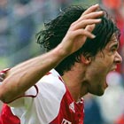 Михаэль Баллак принес Баварии волевую победу и вывел команду в единоличные лидеры