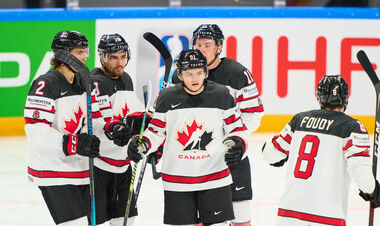 СИМЧУК: У канадцев игровых проблем больше, но они могут победить Россию