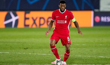 Никакой Барселоны. Вейналдум перейдет в ПСЖ