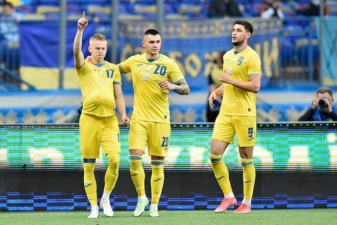 Вылет сборной Украины в Румынию перенесли из-за ливня