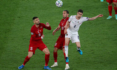 Матч-відкриття Євро вперше завершився крупною перемогою однієї з команд