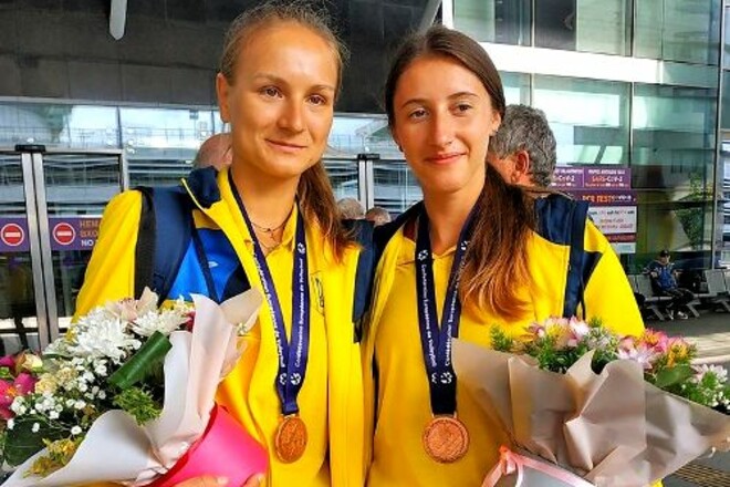Ангеліна Хміль і Тетяна Лазаренко виграли етап Світового туру