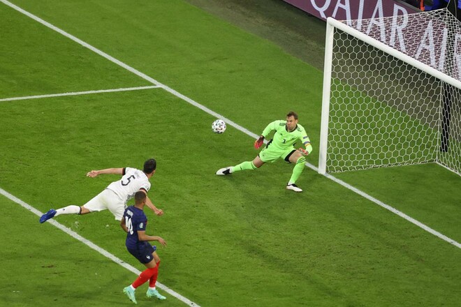 ВИДЕО. Франция повела в счете. Хуммельс срезал мяч в свои ворота