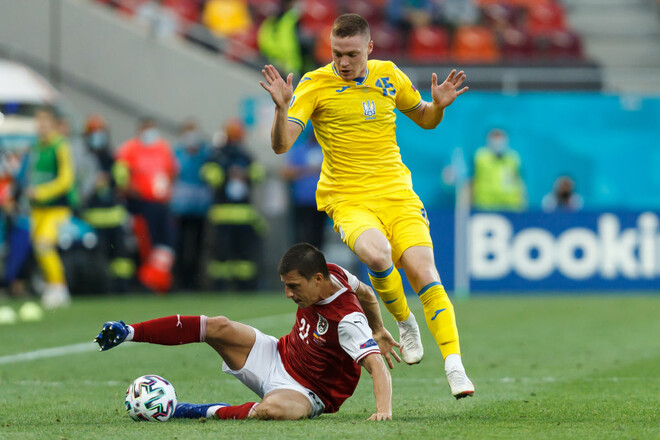 ХУДЖАМОВ: «В сборной Украины есть футболисты, которым надо убрать понты»