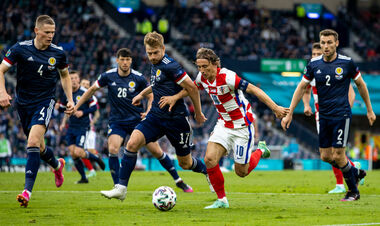 Лука Модрич забил на третьем Евро